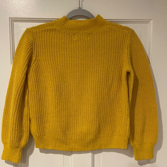 Old Navy Kids Yellow Cable Knit Mock Neck Sweater – Size 10/12 - Picture 2 of 4
